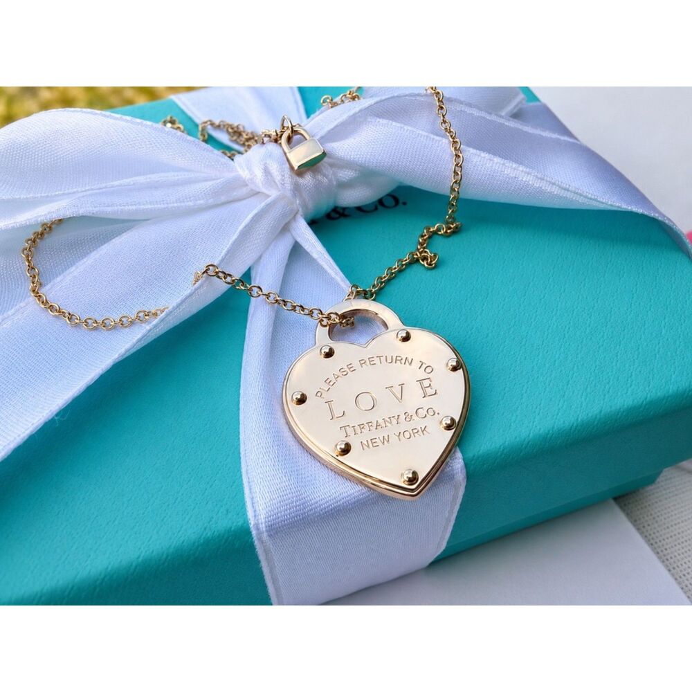 Tiffany & Co. 18k Rose Gold Return to Love Pendant Necklace, 18-20
